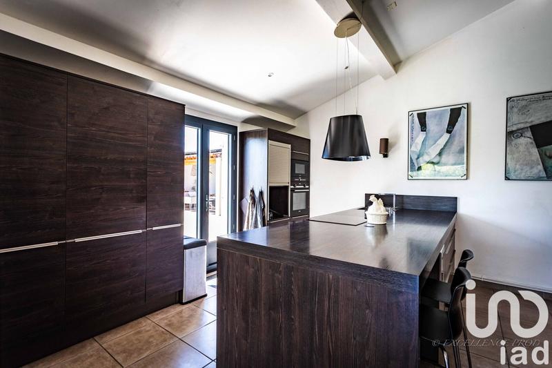 Maison - 180 m² - 6 pièces