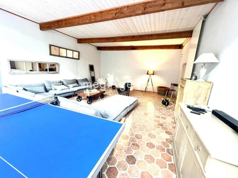 Longère - 211 m² - 6 pièces