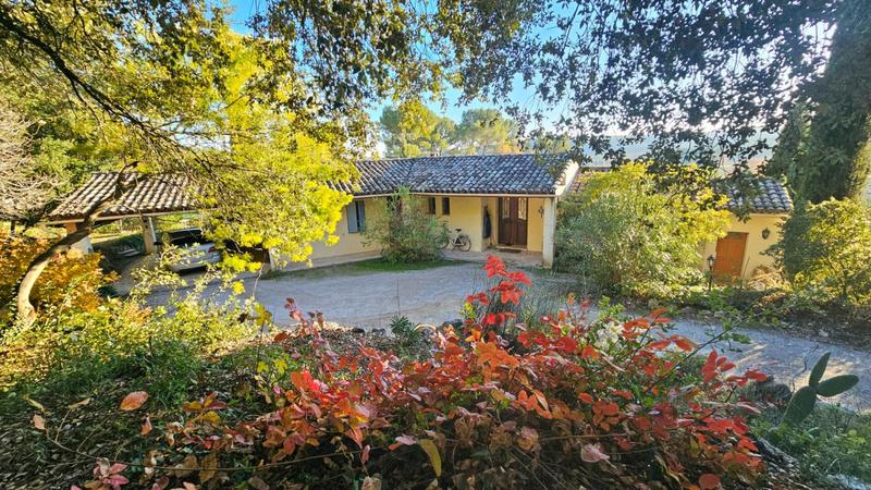 Villa - 225 m² - 7 pièces