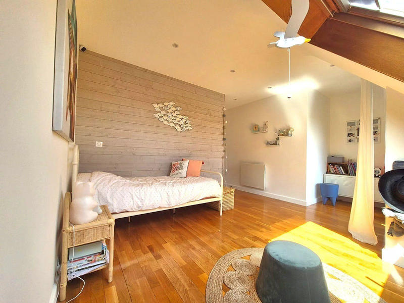 Maison - 190 m² - 7 pièces