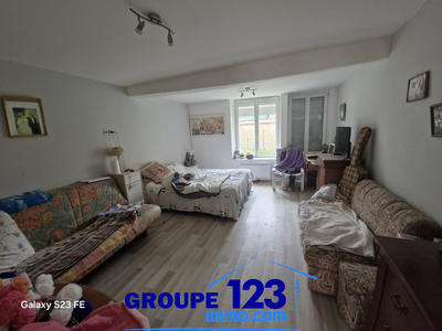 Maison - 80 m² - 4 pièces