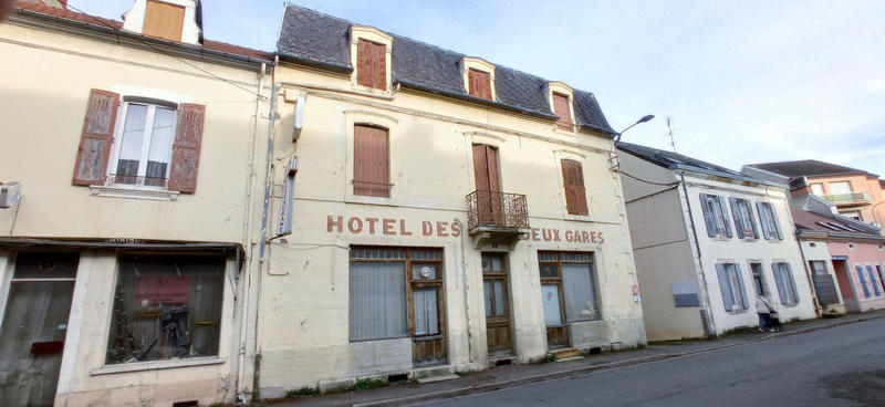 Immeuble - 12 pièces