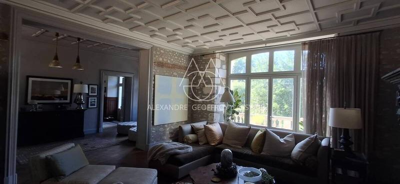 Château - 1 200 m² - 25 pièces