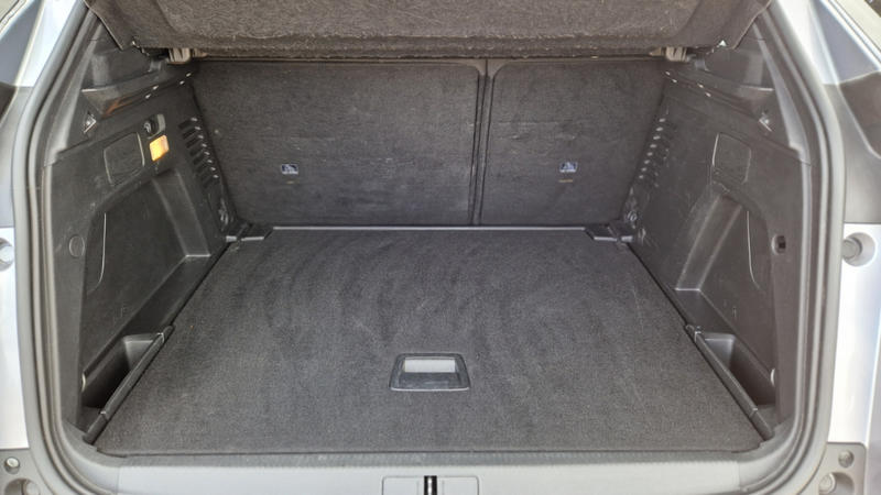 Peugeot 3008 BlueHDi 130ch SetS Eat8 Active Pack