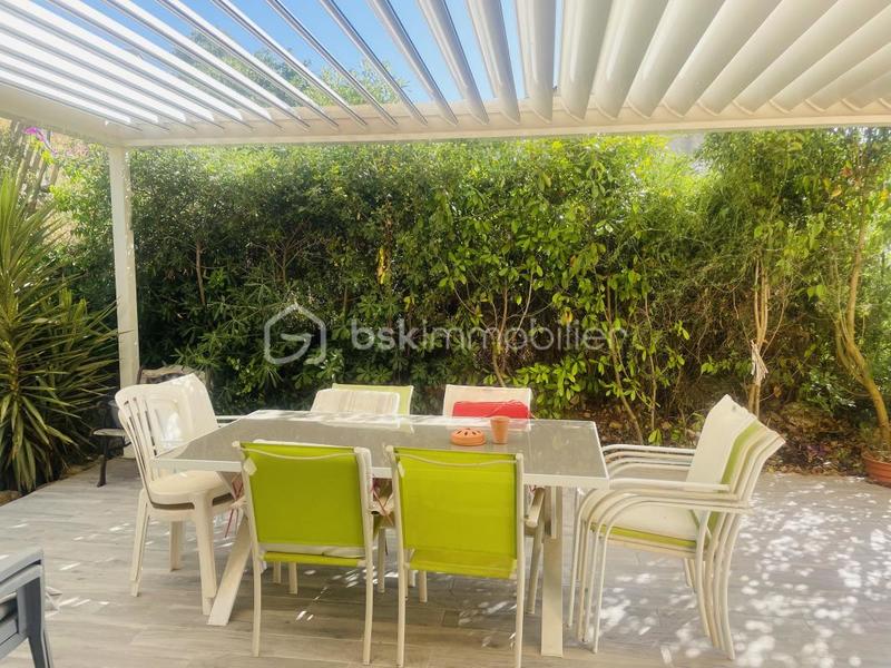 Villa - 80 m² - 2 pièces