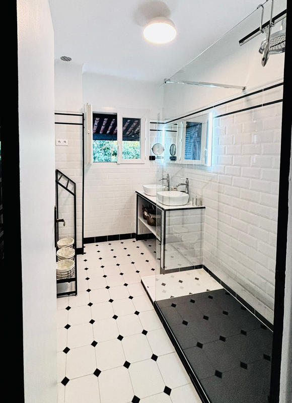 Maison - 142 m² - 6 pièces