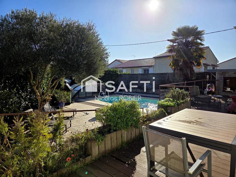 Maison - 177 m² - 6 pièces