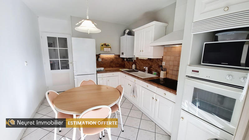 Appartement - 89 m² - 4 pièces