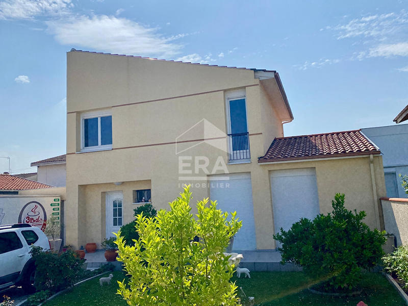 Maison - 111 m² - 5 pièces