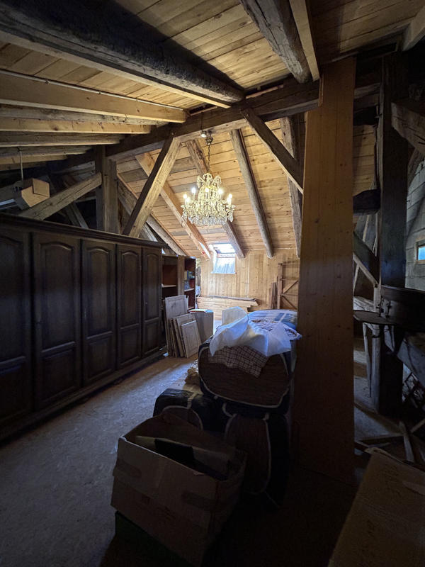 Maison - 265 m² - 12 pièces