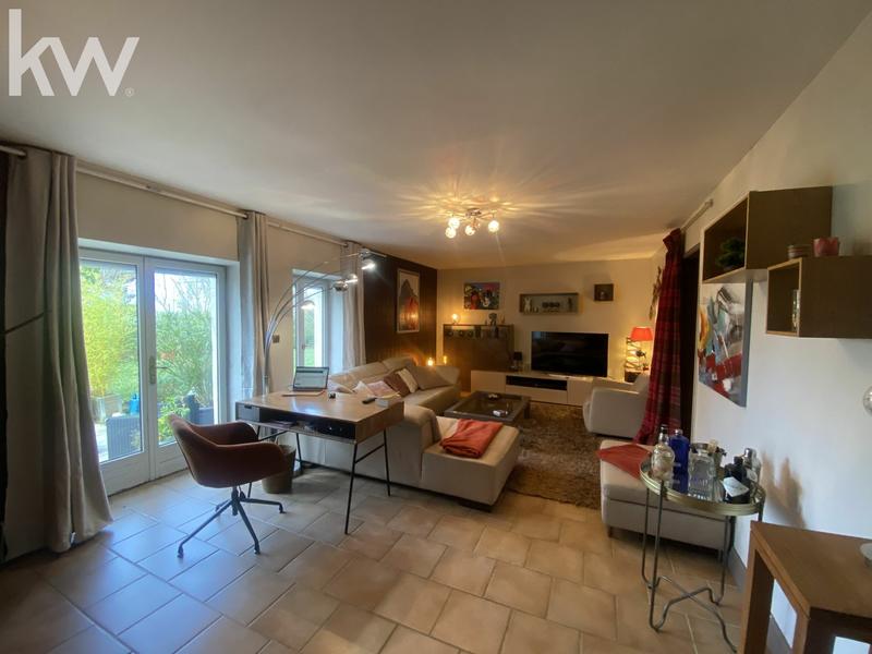 Maison - 224 m² - 6 pièces