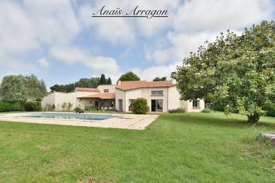 Villa - 275 m² - 6 pièces