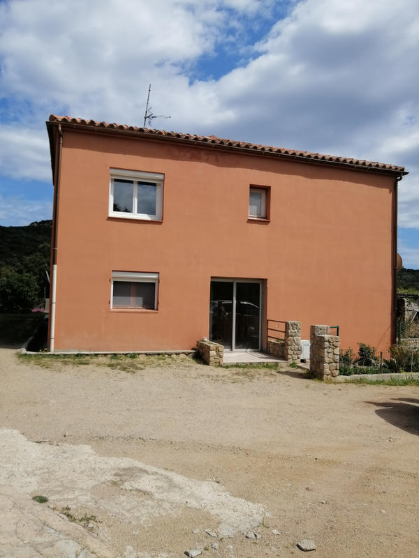 Maison - 292 m² - 10 pièces