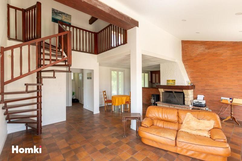 Maison - 170 m² - 5 pièces