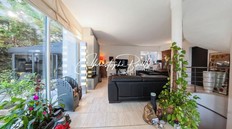 Villa - 195 m² - 8 pièces