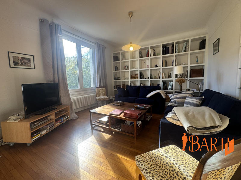 Appartement - 140 m² - 5 pièces