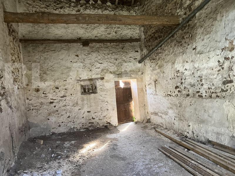 Maison - 172 m² - 9 pièces