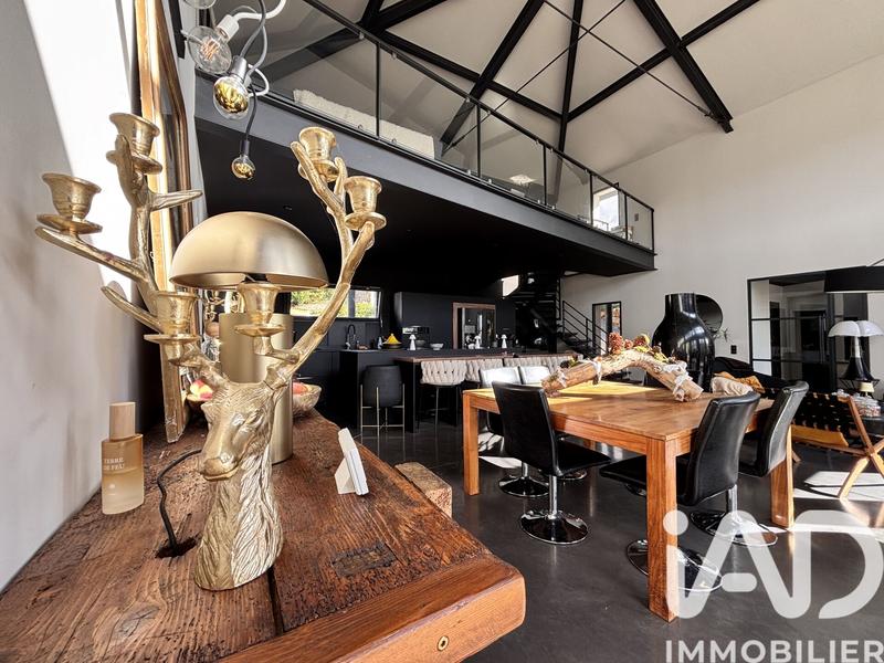 Maison de maîtres - 228 m² - 5 pièces