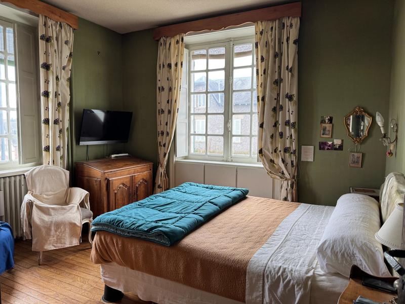 Maison - 192 m² - 9 pièces