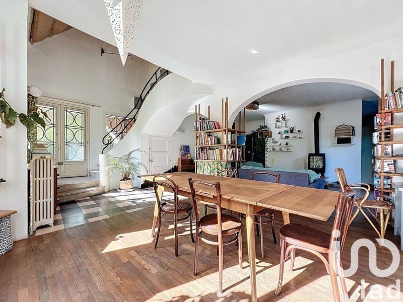 Maison de maîtres - 190 m² - 9 pièces