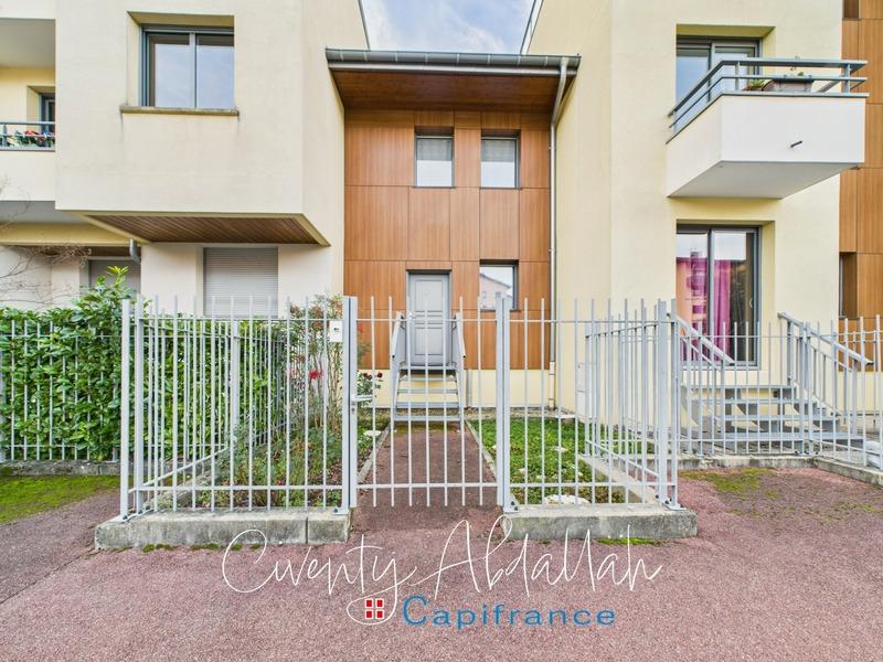 Appartement - 80 m² - 3 pièces