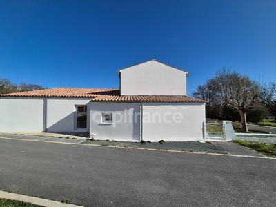 Maison - 155 m² - 4 pièces