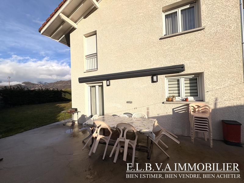 Maison - 120 m² - 4 pièces