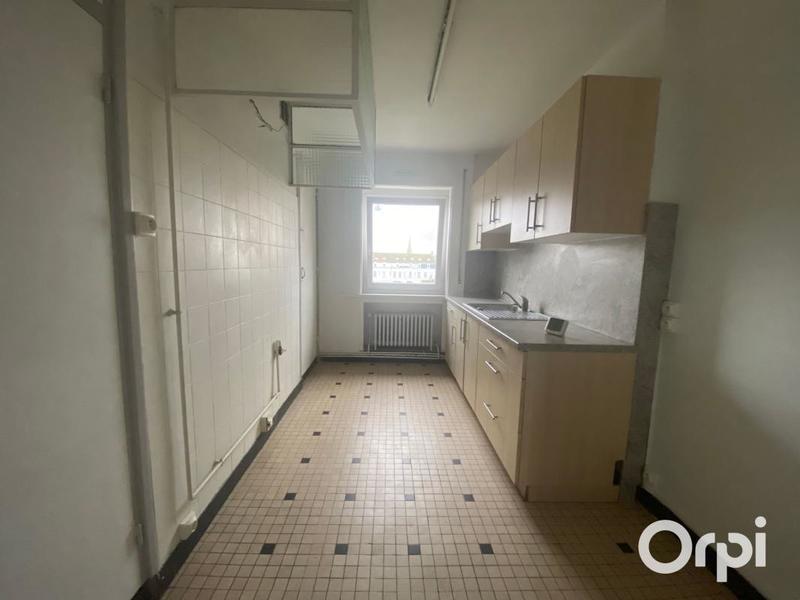 Appartement - 98 m² - 5 pièces