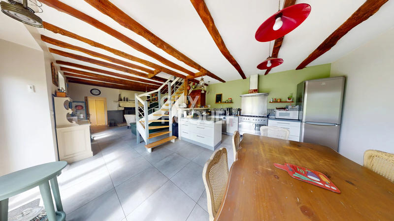 Maison - 113 m² - 6 pièces