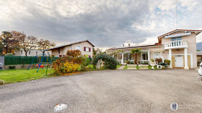 Maison - 125 m² - 4 pièces