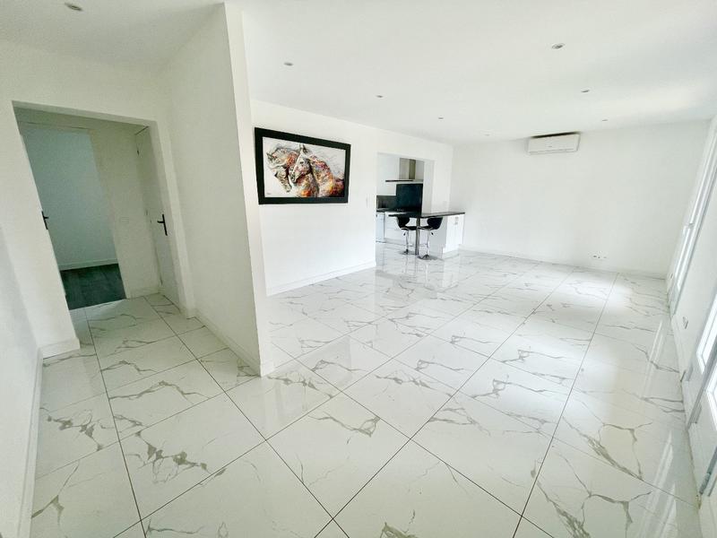 Maison - 80 m² - 5 pièces