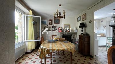 Maison - 95 m² - 4 pièces