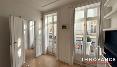 Appartement - 85 m² - 4 pièces