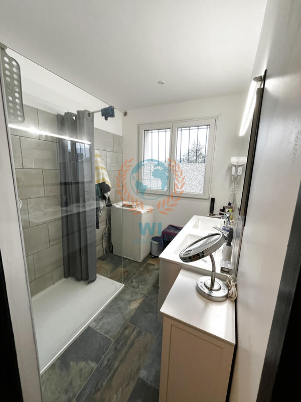 Appartement - 75 m² - 3 pièces