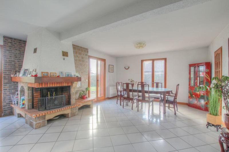 Maison - 161 m² - 6 pièces