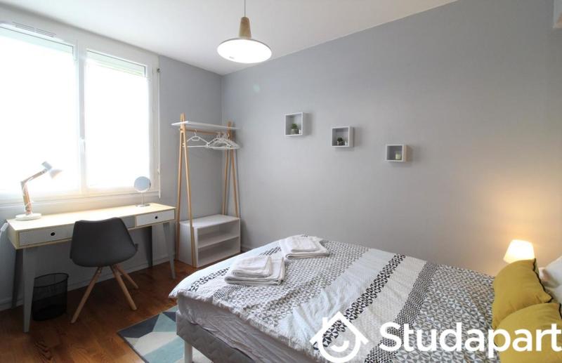 Chambre - 9 m² - 1 pièce