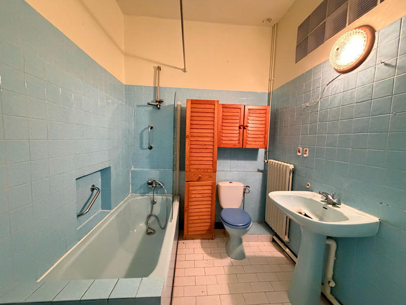 Immeuble - 160 m² - 8 pièces