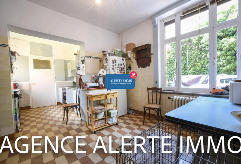 Villa - 273 m² - 7 pièces