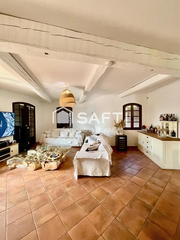 Maison - 173 m² - 6 pièces