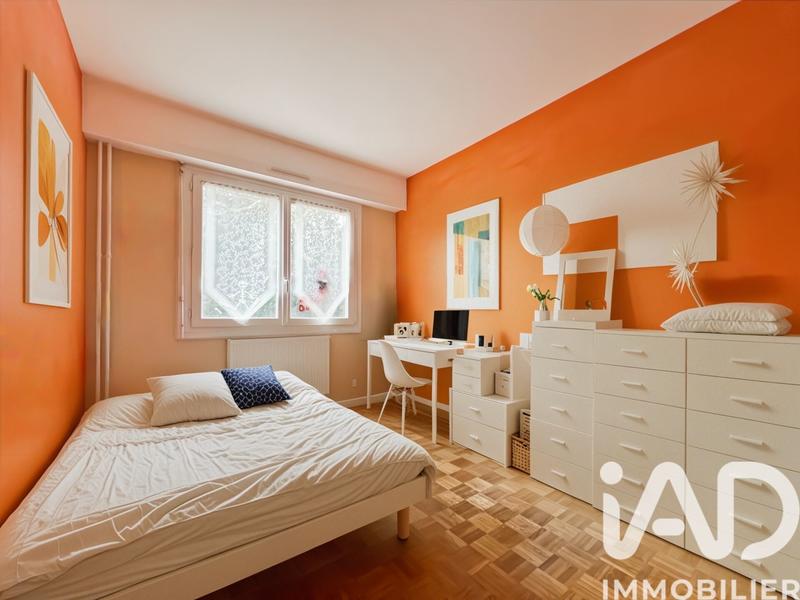 Appartement - 100 m² - 4 pièces
