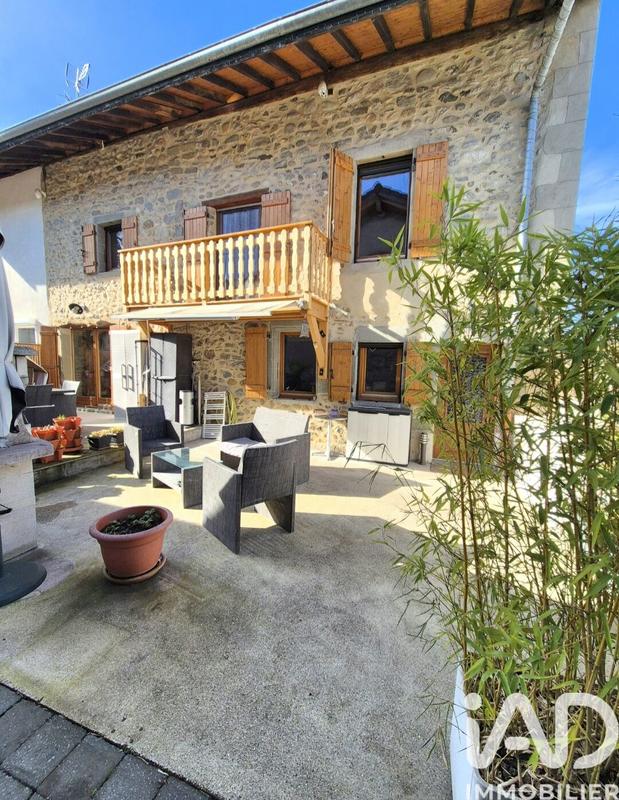 Maison de village - 141 m² - 7 pièces
