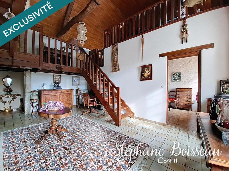Maison - 219 m² - 10 pièces