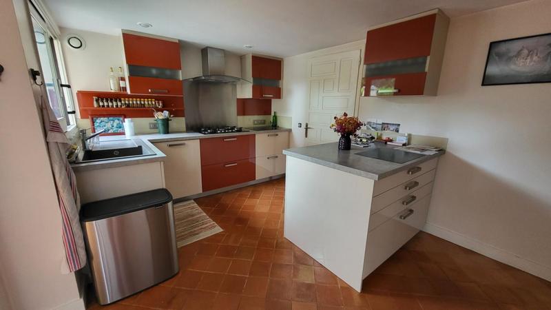 Maison - 290 m² - 10 pièces