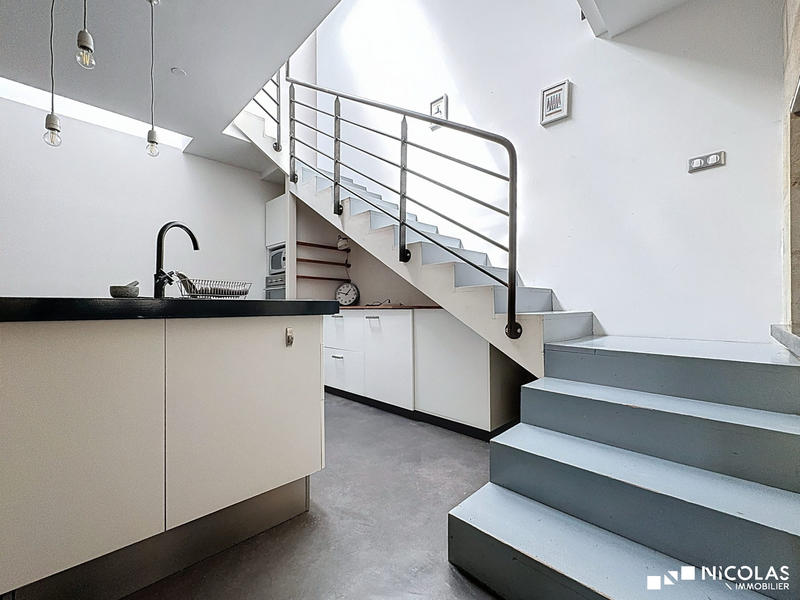 Bureau - 128 m² - 3 pièces