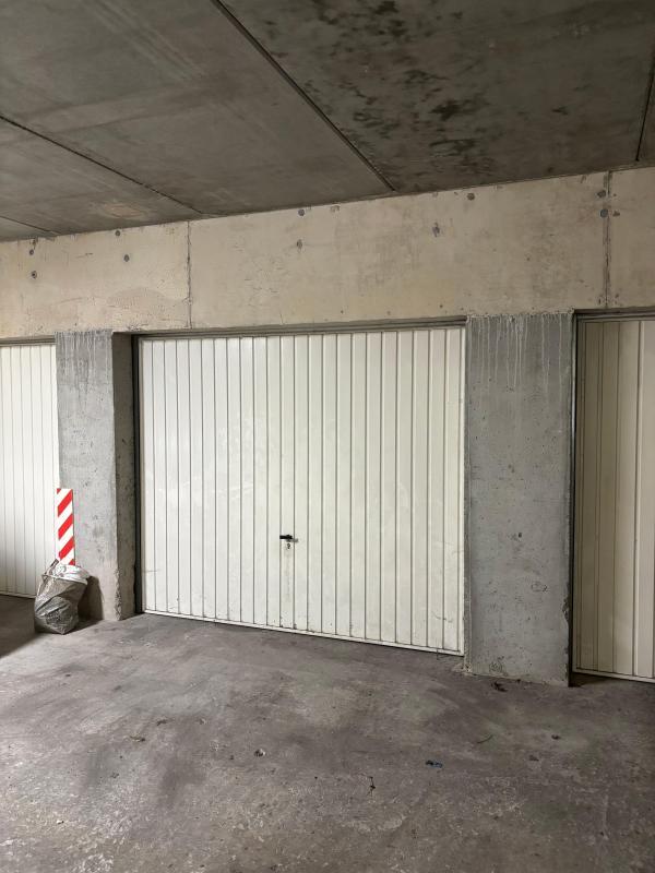Garage - 12 m²