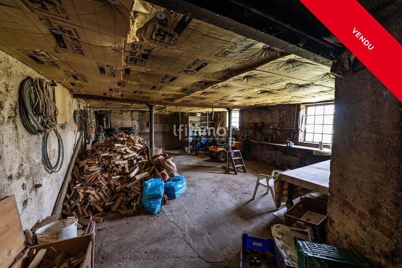 Maison - 268 m² - 9 pièces