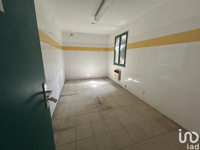 Local commercial - 140 m² - 7 pièces