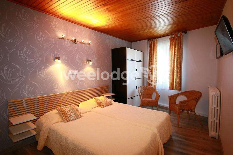 Local commercial - 906 m²