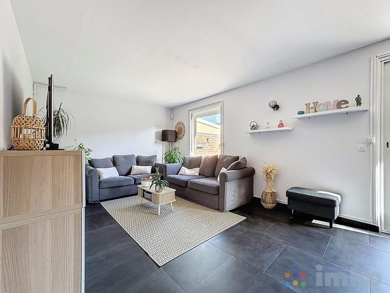 Maison - 84 m² - 5 pièces