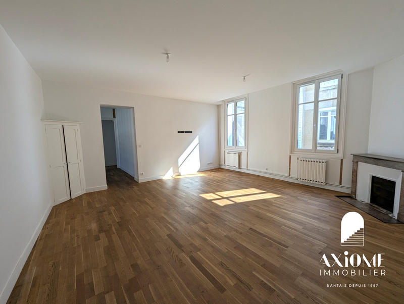 Appartement - 140 m² - 5 pièces